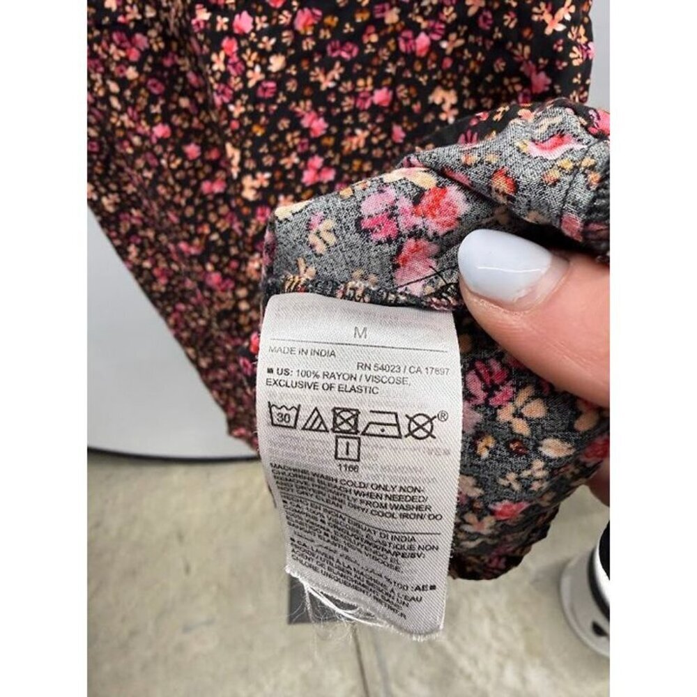Old Navy Black Floral Keyhole Back Short Sleeve Dress - Picture 4 of 5